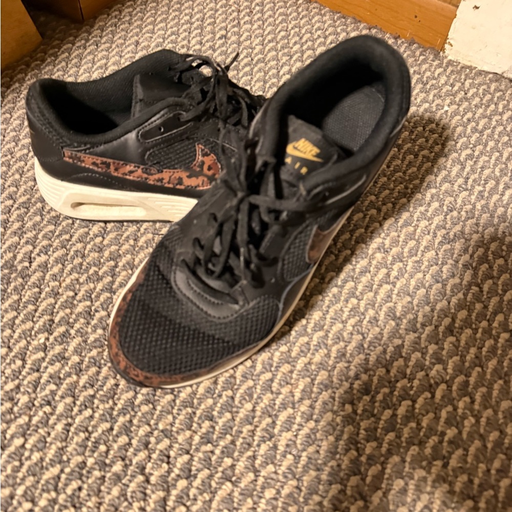 Nike Women's Black and Brown Sneakers